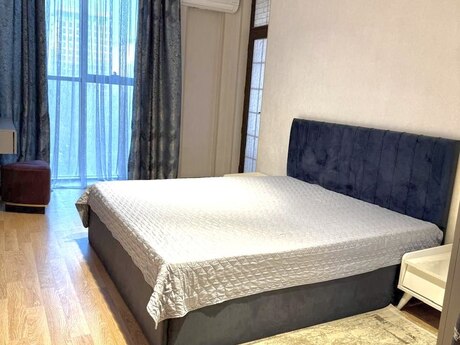 3 otaqlı yeni tikili - 28 May m. - 92 m²