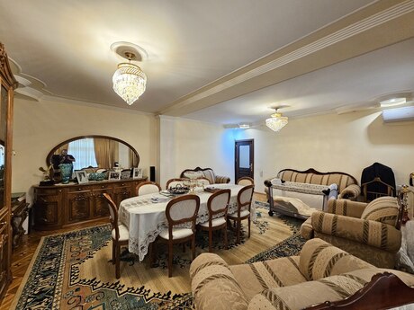 5 otaqlı mənzil, 115 m², 8-ci mikrorayon: 263 000 ₼ 4