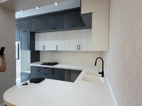 3 otaq · 96 m² · 10/16 mərtəbə, Azadlıq Prospekti