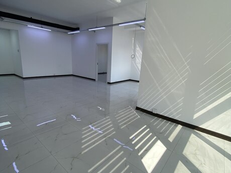 2 otaqlı ofis - 28 May m. - 71 m²