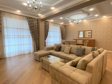Объявление №6236708 - Баку, пос. Аг шехер, 3-комн., 145 м², 4/6 этаж