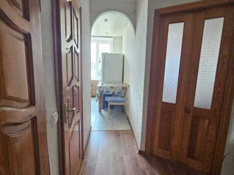 3 otaqlı köhnə tikili - 28 May m. - 75 m²