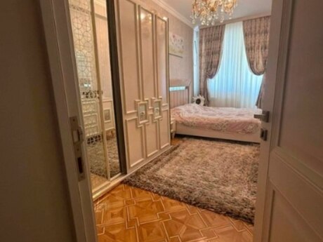 3 otaqlı mənzil, 100 m², 8-ci mikrorayon: 355 000 ₼ 2