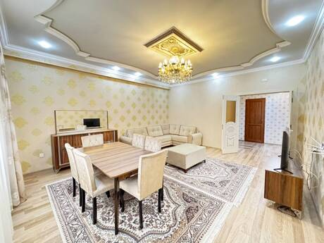 Elan №6236847 - Bakı, 28 May m., 2 otaqlı, 90 m², 9/19 mərtəbə