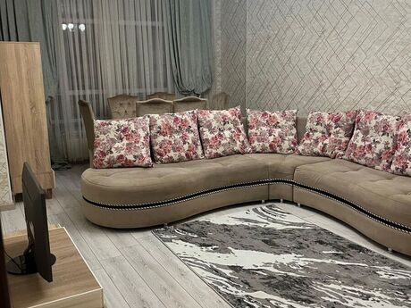 Elan №6236960 - Bakı, Şah İsmayıl Xətai m., 2 otaqlı, 85 m², 8/16 mərtəbə