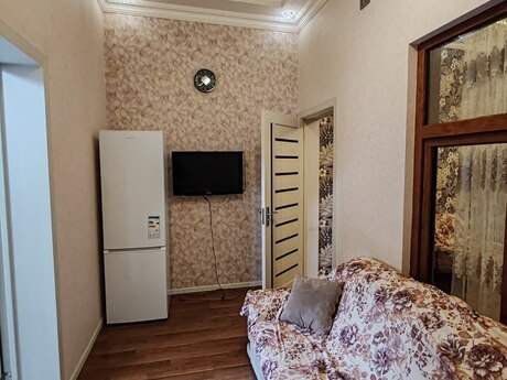 Elan №6237012 - Bakı, Yasamal q., 2 otaqlı, 60 m²
