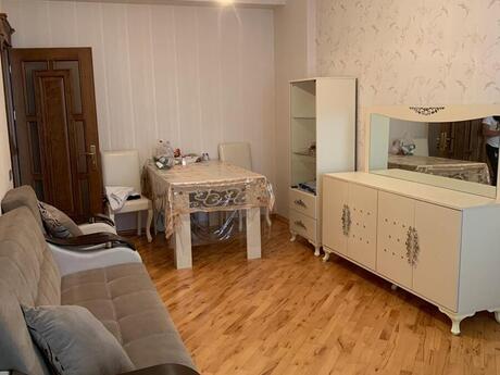 2 otaqlı yeni tikili - 8 Noyabr m. - 90 m²