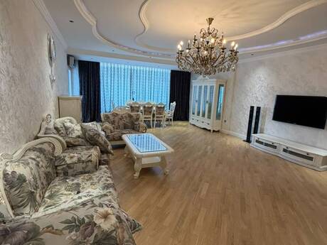 Elan №6237213 - Bakı, Nəriman Nərimanov m., 3 otaqlı, 171 m², 14/16 mərtəbə