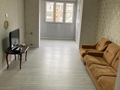 Elan №6237326 - Bakı, Şah İsmayıl Xətai m., 2 otaqlı, 50 m², 5/5 mərtəbə