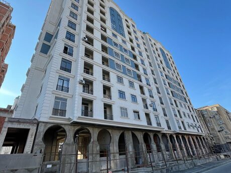 Объявление №6237356 - Баку, пос. Ази Асланова, 2-комн., 82 м², 2/12 этаж