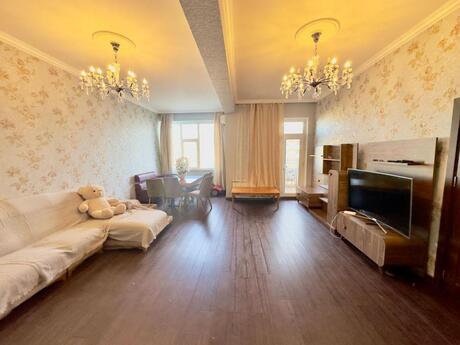 Elan №6237623 - Bakı, Elmlər Akademiyası m., 4 otaqlı, 163.5 m², 9/16 mərtəbə