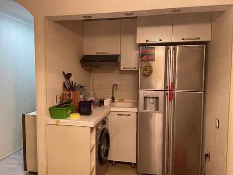 1-room old-build apartment for rent in Buzovna, 30 m², 400 AZN/mo, photo 2 / 7