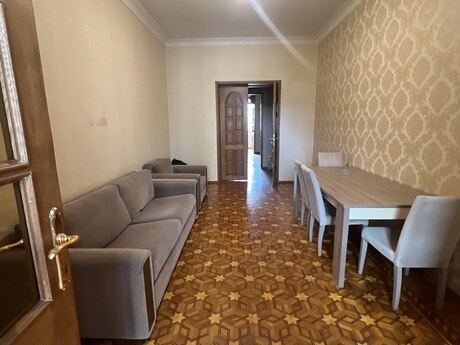 Elan №6237652 - Bakı, Nəriman Nərimanov m., 3 otaqlı, 85 m², 4/6 mərtəbə