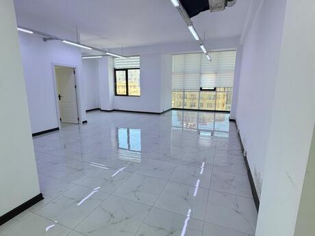 Elan №6237715 - Bakı, 28 May m., 1 otaqlı, 71 m²