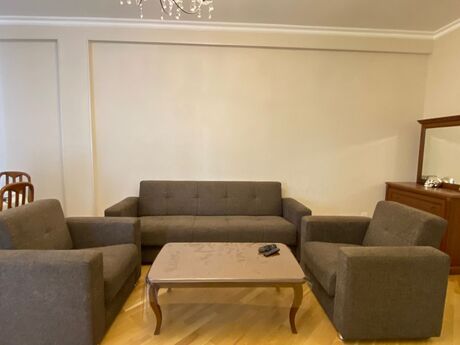 2-room new-build apartment for rent in Nizami, 75 m², 900 AZN/mo, photo 2 / 12