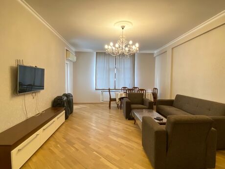 Elan №6237735 - Bakı, Nizami m., 2 otaqlı, 75 m², 9/16 mərtəbə