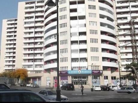 Elan №6237791 - Bakı, Elmlər Akademiyası m., 3 otaqlı, 140 m², 6/18 mərtəbə