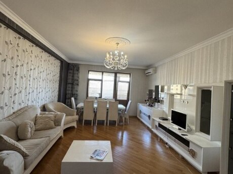 Объявление №6237874 - Баку, Насиминский  р., 4-комн., 180 м², 11/18 этаж