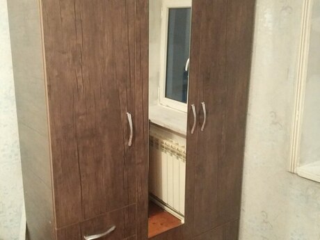 Elmlər Akademiyası m.