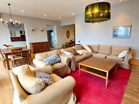 Kirayə 4 otaqlı mənzil, 250 m², 28 May: 3 500 ₼/ay 3
