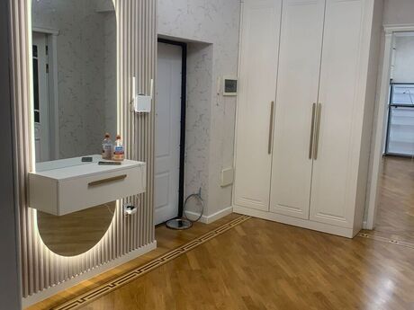 Elan №6237980 - Bakı, Nərimanov r., 4 otaqlı, 152 m², 3/16 mərtəbə