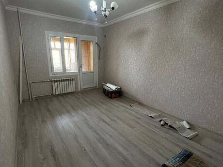 Elan №6238045 - Bakı, Yeni Günəşli q., 3 otaqlı, 74 m², 1/9 mərtəbə