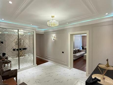 Elan №6238117 - Bakı, 8 Noyabr m., 4 otaqlı, 138 m², 3/17 mərtəbə