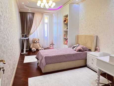 Elan №6238151 - Bakı, Neftçilər m., 4 otaqlı, 170 m², 13/17 mərtəbə