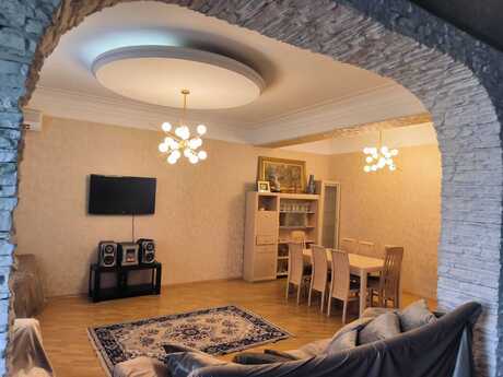 Kirayə 3 otaqlı mənzil, 150 m², Nəsimi: 1 000 ₼/ay 5
