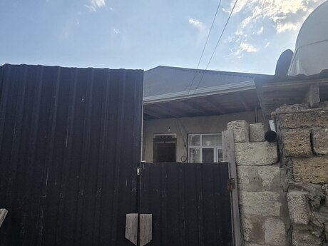 4 otaqlı həyət evi, 100 m², Binə: 55 000 ₼ 2