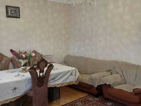 4 otaqlı həyət evi/bağ evi - Mərdəkan q. - 140 m²