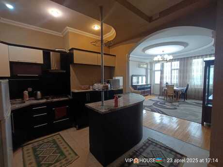Kirayə 3 otaqlı mənzil, 115 m², Şah İsmayıl Xətai: 900 ₼/ay 2