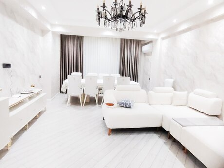 Elan №6238396 - Bakı, Neftçilər m., 4 otaqlı, 140 m², 14/18 mərtəbə