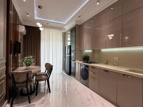 4 otaqlı mənzil, 181 m², Şah İsmayıl Xətai: 650 000 ₼ 3