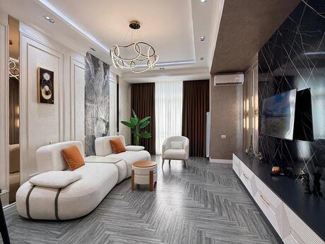 Elan №6238689 - Bakı, Şah İsmayıl Xətai m., 4 otaqlı, 181 m², 5/16 mərtəbə