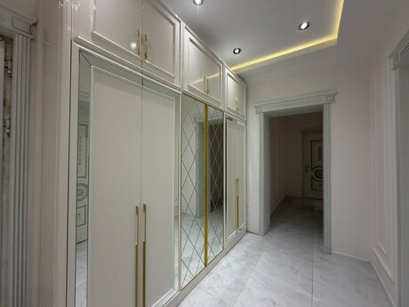 4 otaqlı yeni tikili - Əhmədli q. - 160 m²