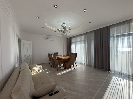 4 otaqlı yeni tikili - Əhmədli q. - 160 m²