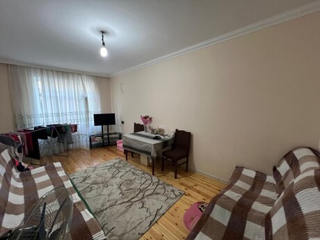2 otaqlı köhnə tikili - Həzi Aslanov m. - 55 m²