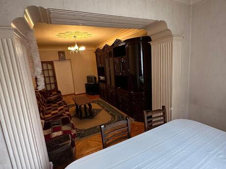 Elan №6238706 - Bakı, Nizami m., 3 otaqlı, 80 m², 1/5 mərtəbə