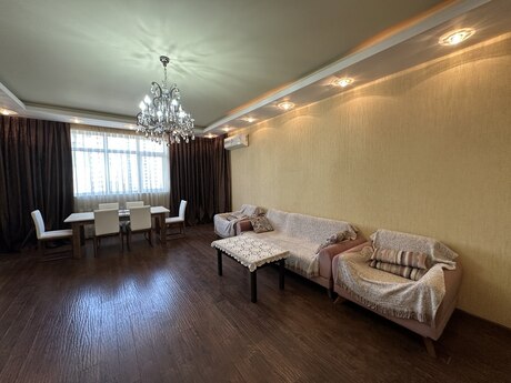 4 otaqlı mənzil, 178 m², Nizami: 525 000 ₼ 4