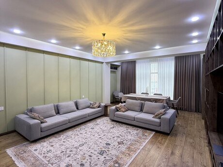 4-room apartment, 155 m², 20 Yanvar: 390 000 ₼ 2