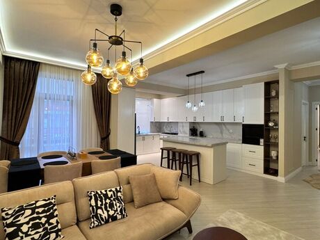 Объявление №6238772 - Баку, Наримановский  р., 4-комн., 175 м², 19/20 этаж