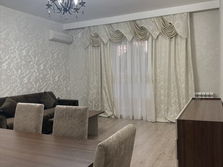 м. Ази Асланов