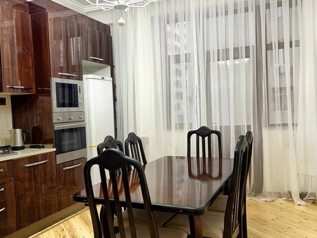 2 otaqlı yeni tikili - Şah İsmayıl Xətai m. - 110 m²