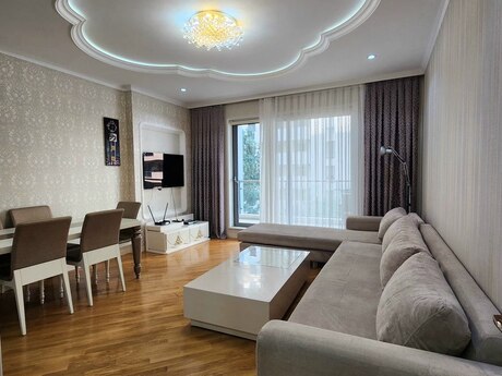 Kirayə 3 otaqlı mənzil, 125 m², Port Baku Residence: 2 700 ₼/ay 2