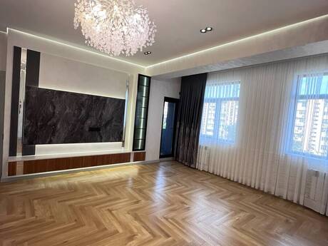4-комнатная квартира, 115 м², Neftçilər: 354 999 ₼ 3