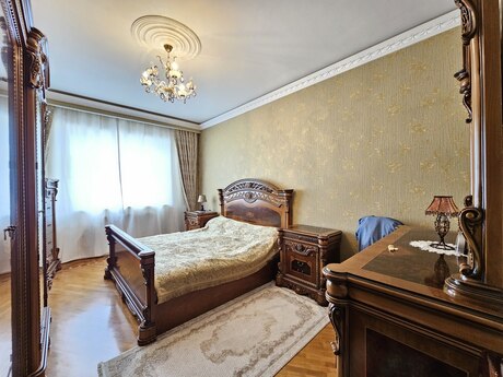 4-room apartment, 150 m², Azadlıq Prospekti: 439 000 ₼ 5