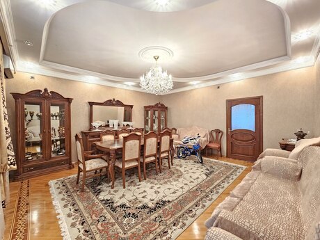 Elan №6239071 - Bakı, Azadlıq Prospekti m., 4 otaqlı, 150 m², 9/12 mərtəbə