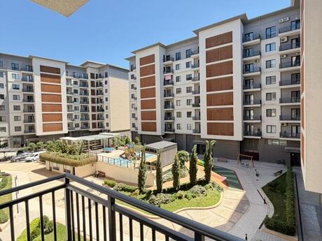 Elan №6239182 - Bakı, Ağ şəhər q., 3 otaqlı, 130 m², 3/6 mərtəbə