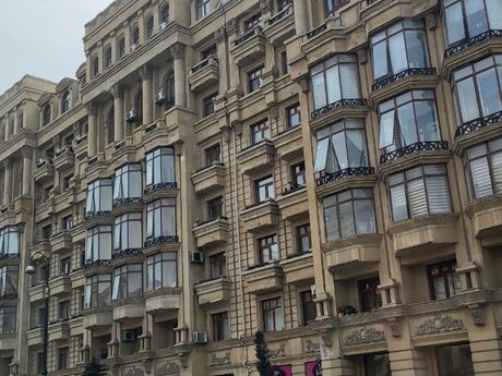 Elan №6239282 - Bakı, Nəriman Nərimanov m., 3 otaqlı, 125 m², 6/8 mərtəbə